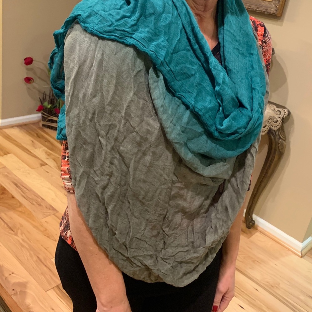 Scarf - Picture 5 of 5